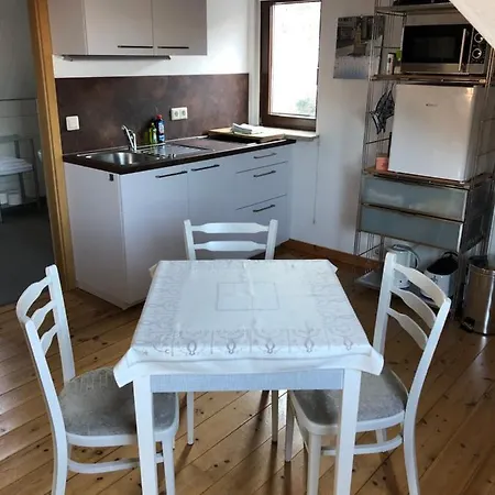 Attraktives 2-zimmer-apartment Mit Ausblick *