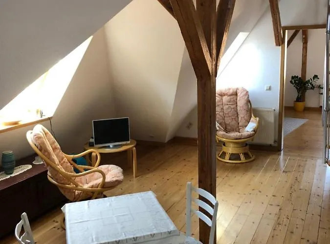 Attraktives 2-zimmer-apartment Mit Ausblick Apartment *